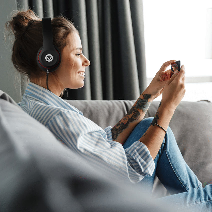 Volkano Falcon Headphones with Microphone - Black - Image 10
