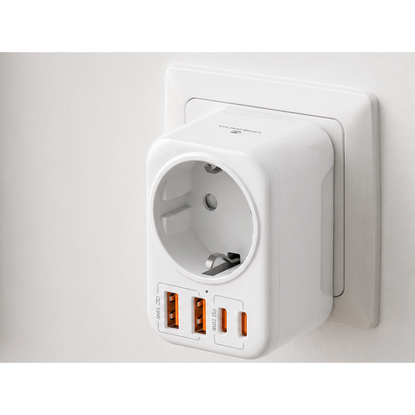 Volkano MultiVolt Series 2x USB-A + 2x USB-C adaptor SA Plug to multi travel socket 20Watt - Image 4